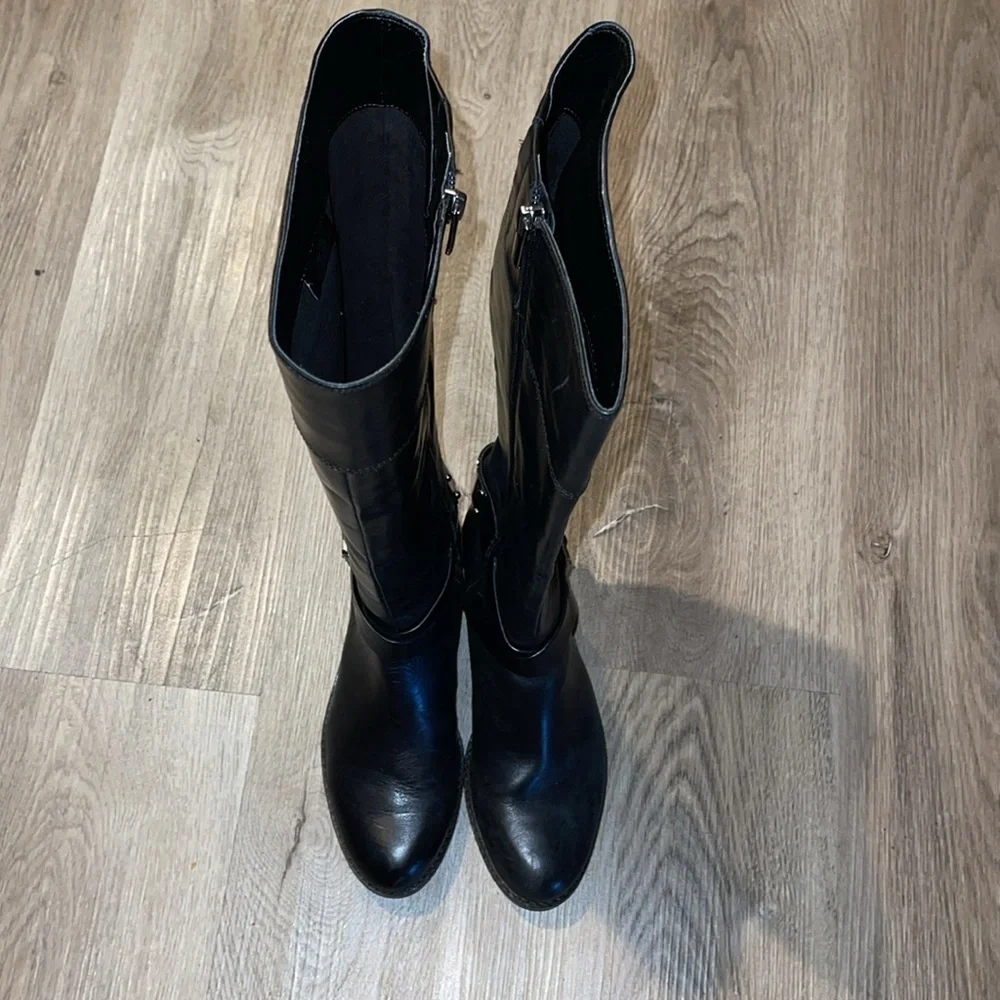 Vince Camuto Pazell Black Leather Riding Boots Buckle Accent Size 6